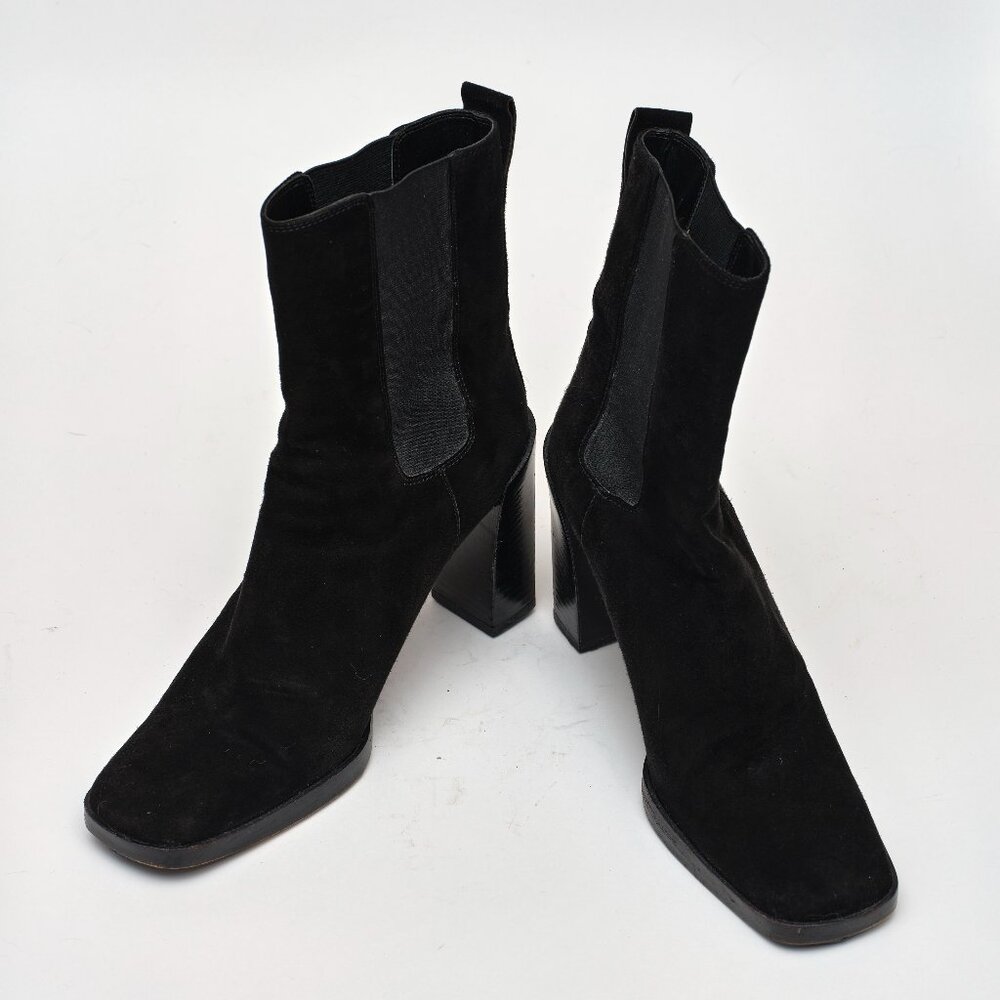Gucci suede boots